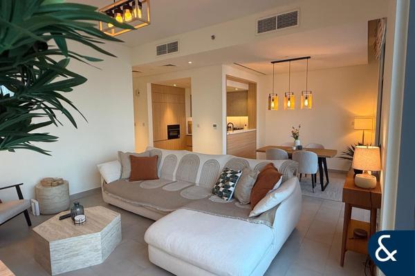 Upgraded | 2 Bedroom | Sea View | Vacant